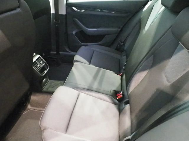 Skoda Octavia Essence TSI