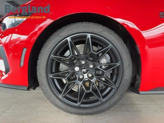 Ford Mustang Convertible GT 5.0 V8