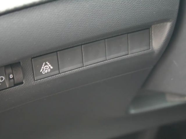 Peugeot E-208 Active Pack