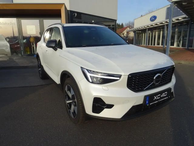 Volvo XC40 Dark Plus