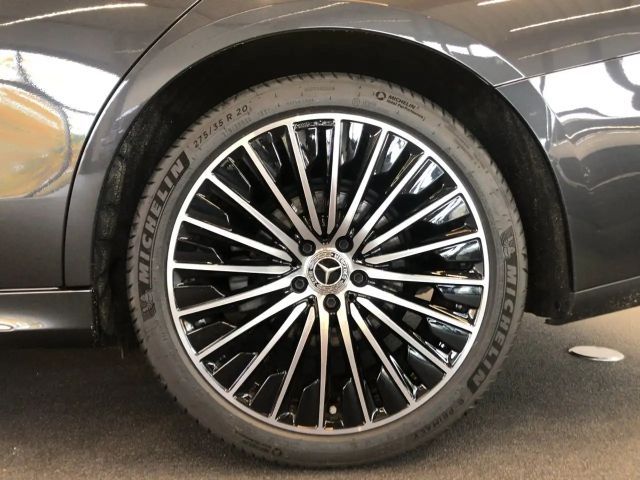 Mercedes-Benz E 200 AMG Line