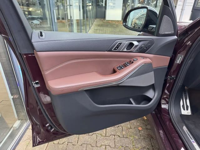 BMW X5 Individual M50i