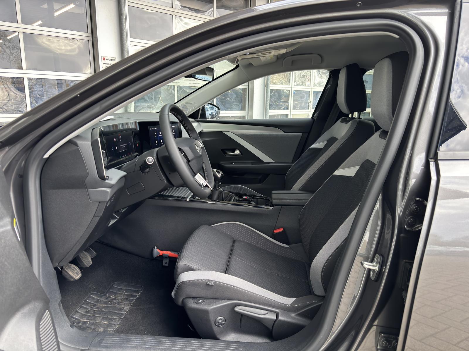 Opel Astra 1.2 Turbo Edition Turbo