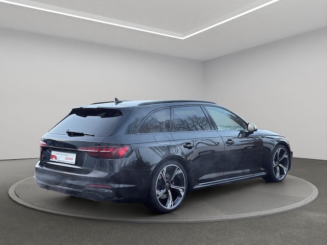 Audi RS4 Avant Quattro