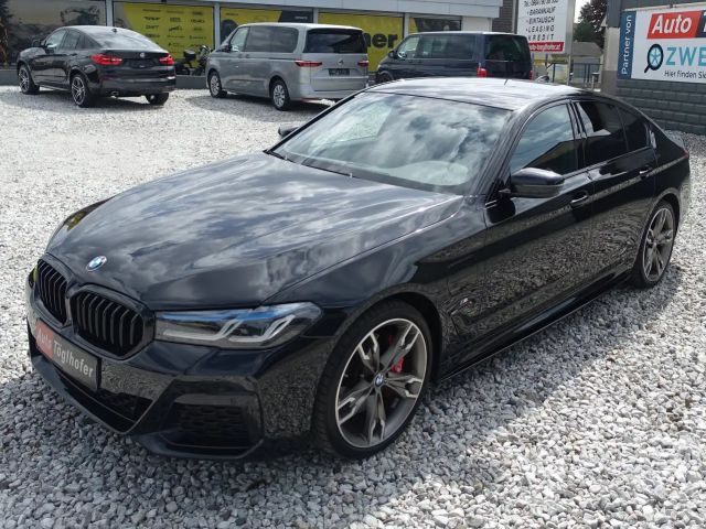 BMW 530 530e M-Sport Sedan xDrive