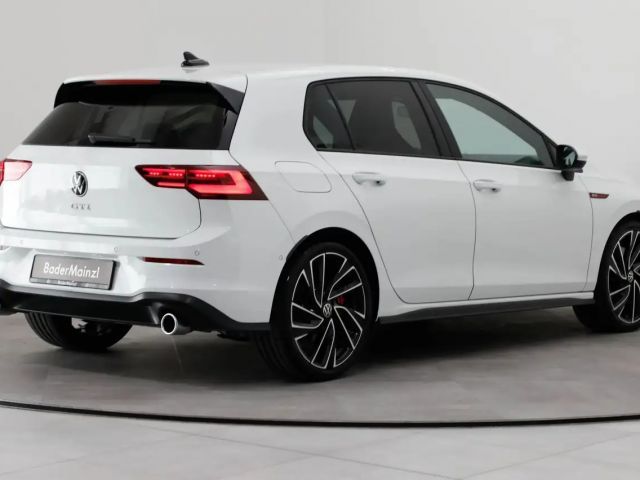 Volkswagen Golf 2.0 TSI DSG GTI