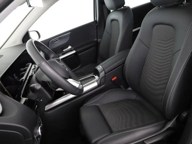 Mercedes-Benz B 200 B 200 d Progressive Sedan