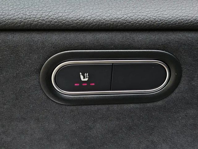 Mercedes-Benz A 200 A 200 d AMG Line Hatchback