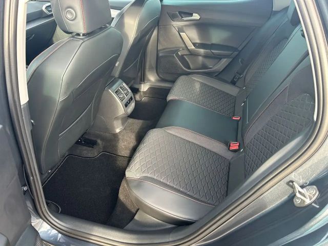 Seat Leon 1.5 eTSI FR-lijn
