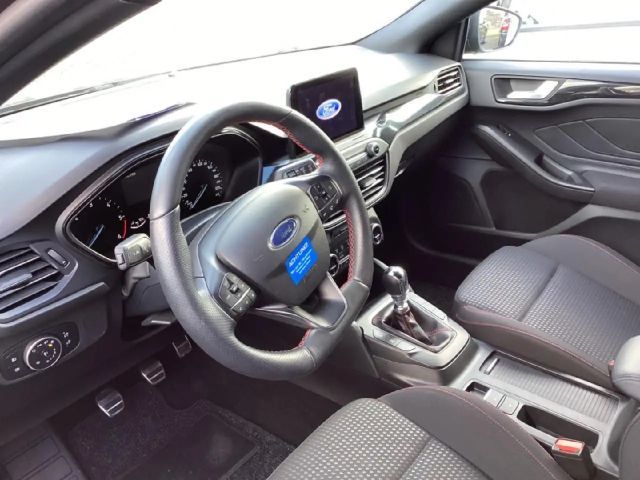 Ford Focus ST Line Wagon