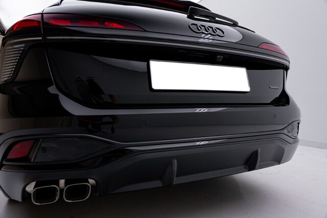 Audi A6 Avant Quattro S-Tronic