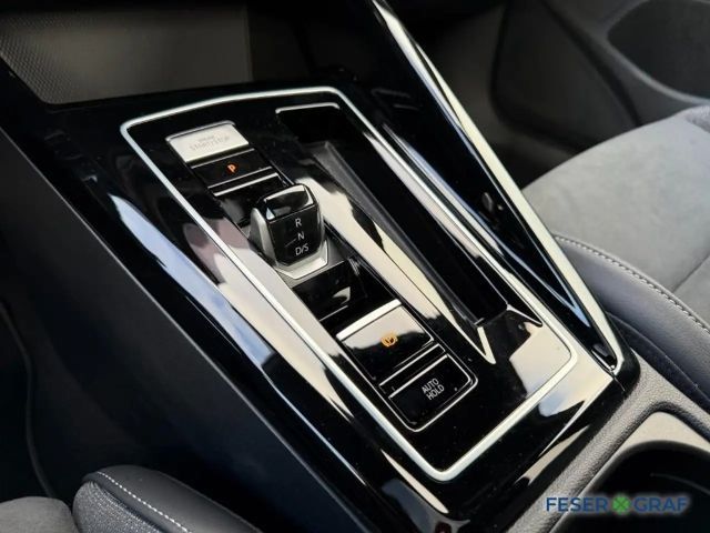 Volkswagen Golf DSG Style