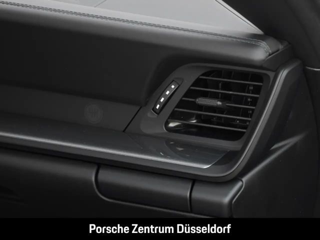 Porsche 992 Cabrio Carrera Turbo