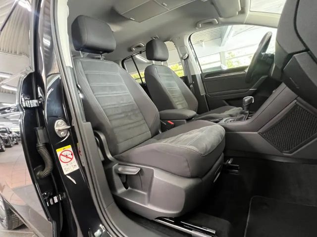 Volkswagen Touran 2.0 TDI Highline
