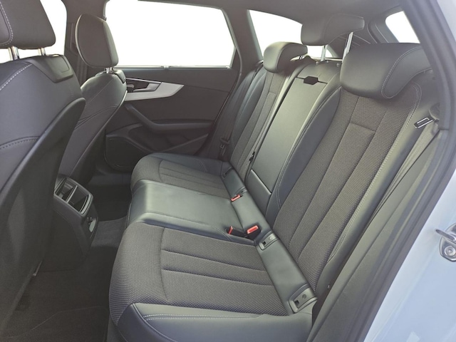 Audi A4 40 TDI Avant Quattro S-Tronic