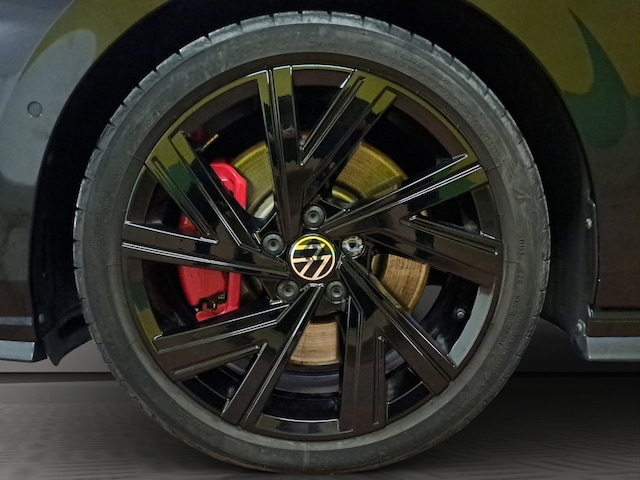 Volkswagen Golf 2.0 TSI DSG GTI