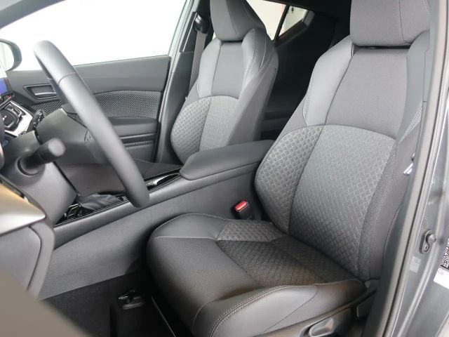 Toyota C-HR Hybride Team D