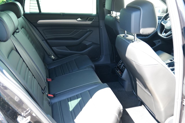 Volkswagen Passat 2.0 TDI 4Motion DSG Variant