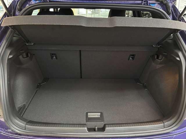 Volkswagen Polo DSG IQ.Drive R-Line