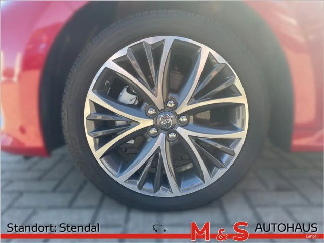 Toyota Yaris Hybride Plus Style