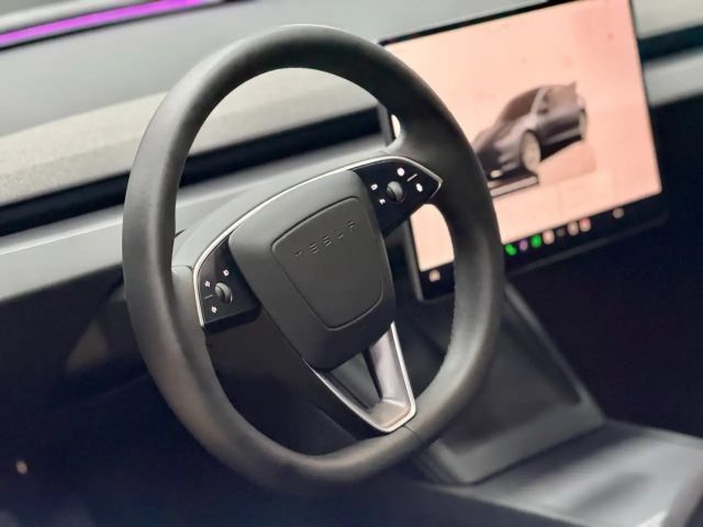 Tesla Model 3 RWD