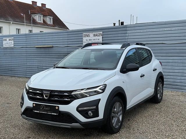 Dacia Sandero Essential Stepway TCe 90