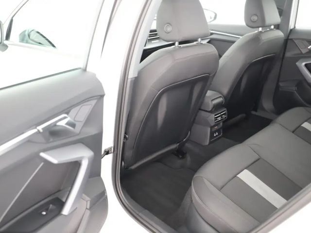 Audi A3 30 TDI Sedan