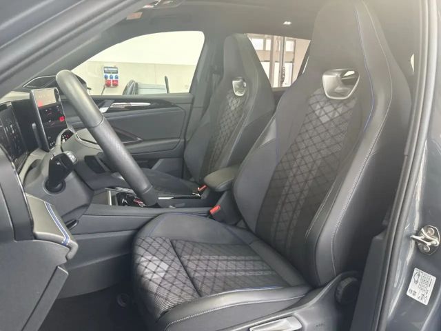 Volkswagen Tiguan 4Motion DSG R-Line Style