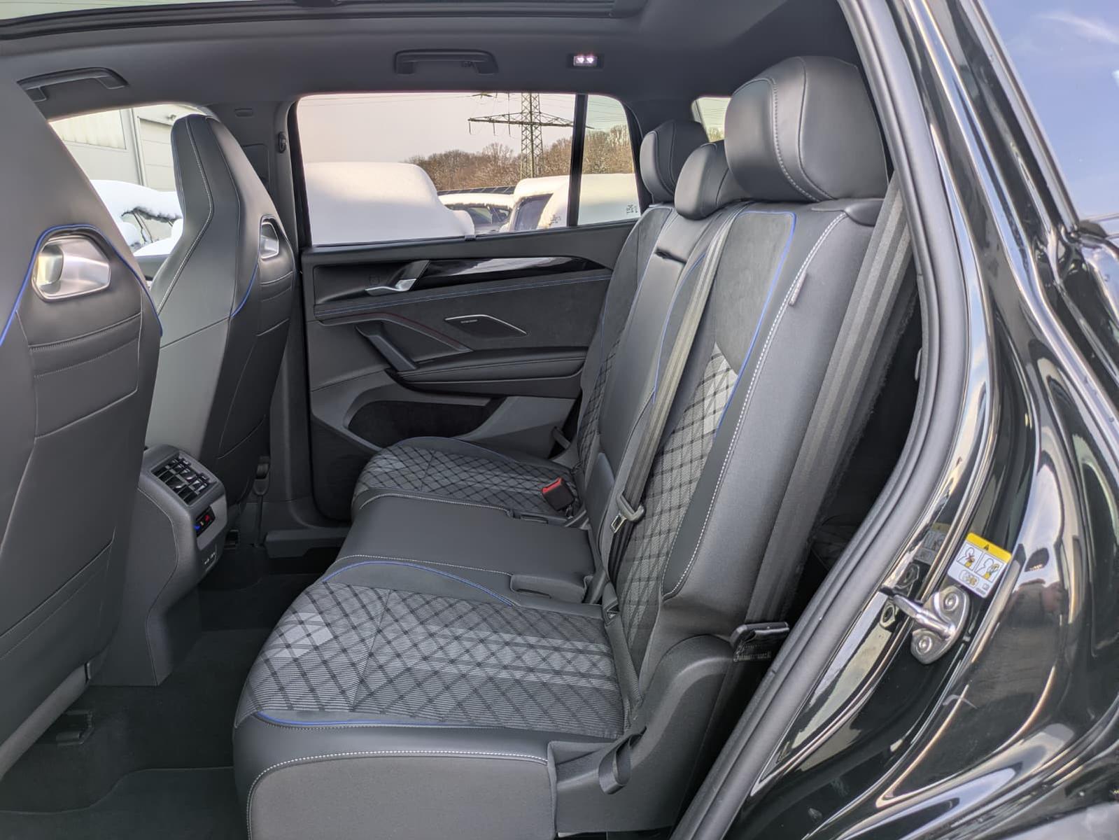 Volkswagen Tayron 2.0 TDI R-Line