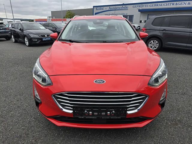 Ford Focus Cool & Connect