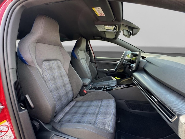 Volkswagen Golf GTE IQ.Drive Style