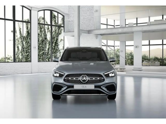 Mercedes-Benz GLA 200 AMG Line