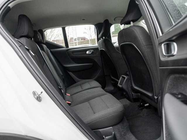Volvo XC40 Core Momentum