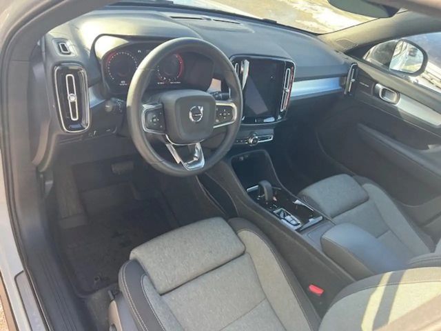 Volvo XC40 Dark Plus