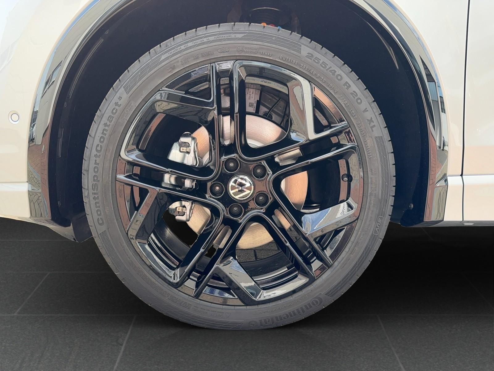 Volkswagen Tiguan 2.0 TDI DSG IQ.Drive R-Line