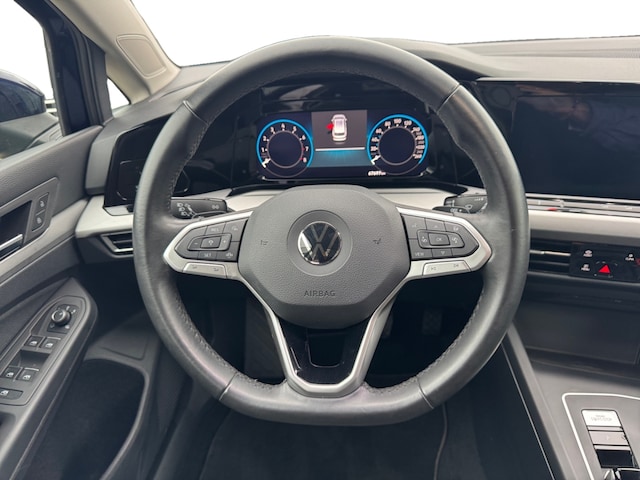 Volkswagen Golf 1.5 TSI DSG Life Variant