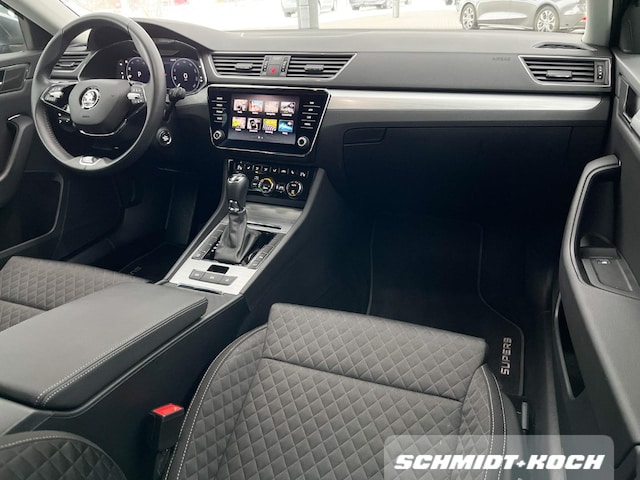 Skoda Superb 2.0 TDI Ambition Combi