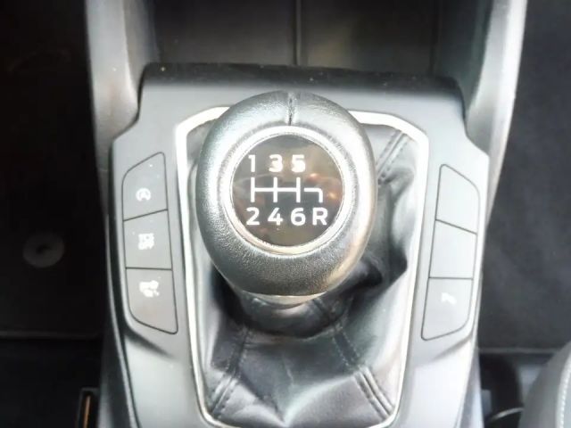 Ford Focus Cool & Connect