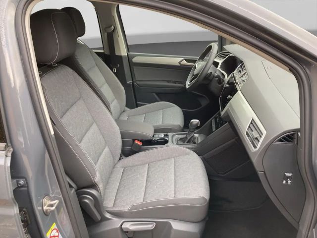 Volkswagen Touran 1.5 TSI DSG Move