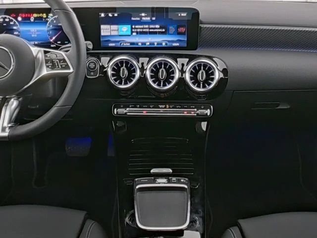 Mercedes-Benz A 200 Progressive