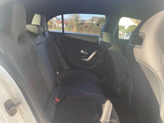 Mercedes-Benz A 180 AMG Line Hatchback