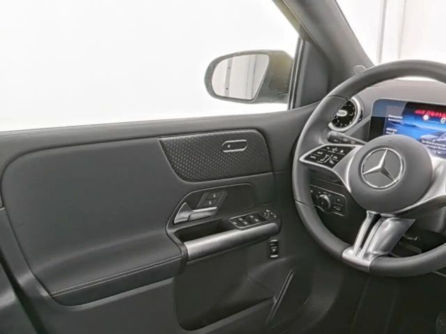 Mercedes-Benz B 180 Progressive