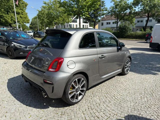 Abarth 695 T-Jet