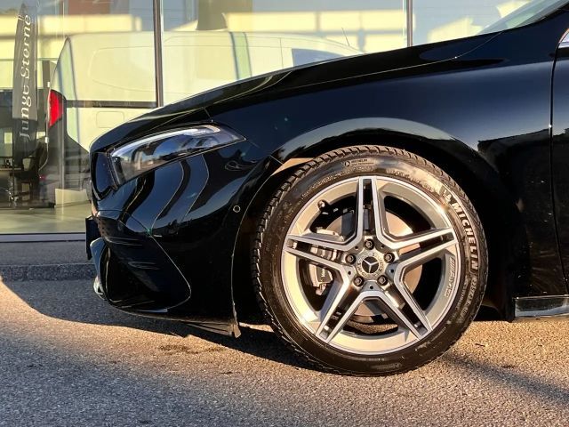 Mercedes-Benz A 180 AMG Line Hatchback