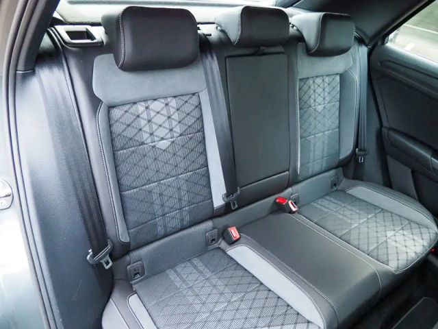 Volkswagen T-Roc 1.5 TSI DSG IQ.Drive R-Line