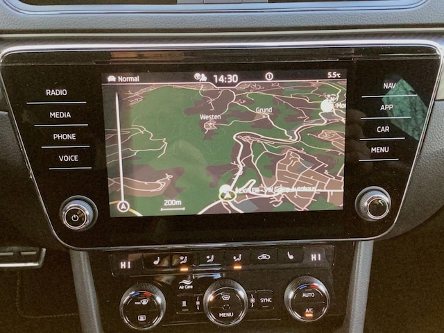 Skoda Superb Combi Sportline iV