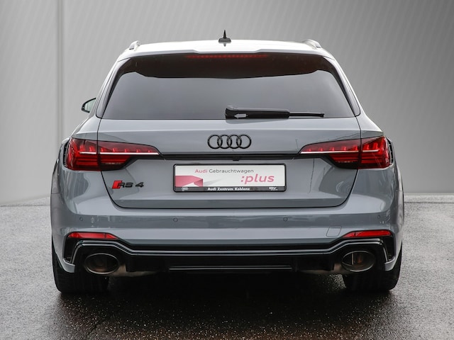Audi RS4 Avant Quattro