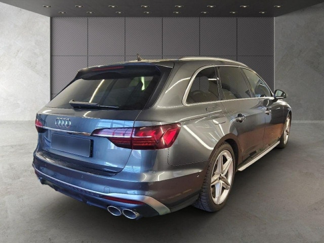 Audi S4 Avant Quattro