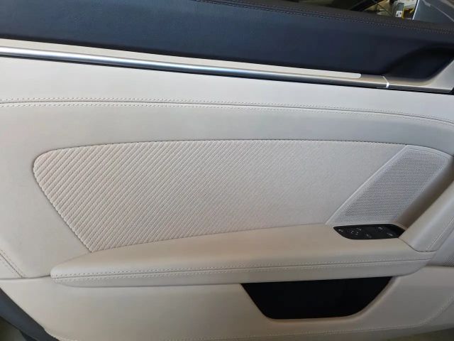 Porsche 992 4 Cabrio S Targa