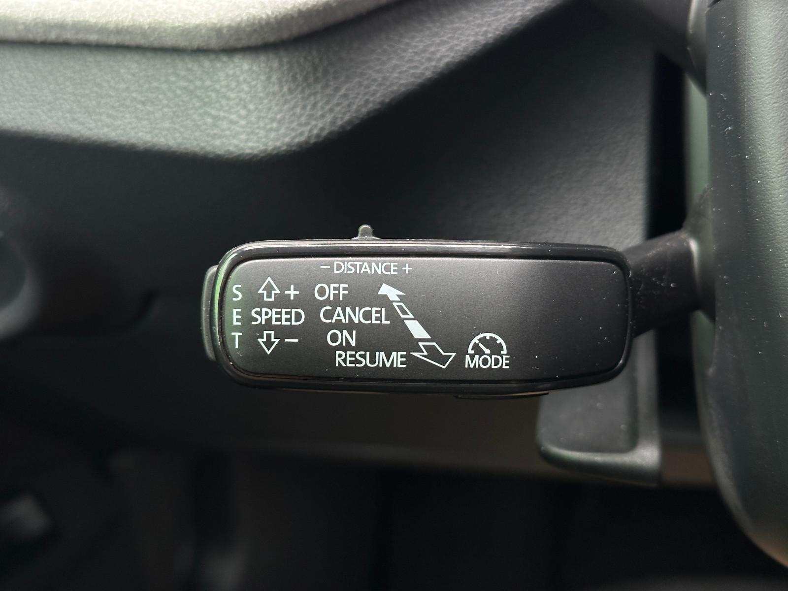 Skoda Scala 116PS DSG First Edition Matrix KAMERA eHK LM17"